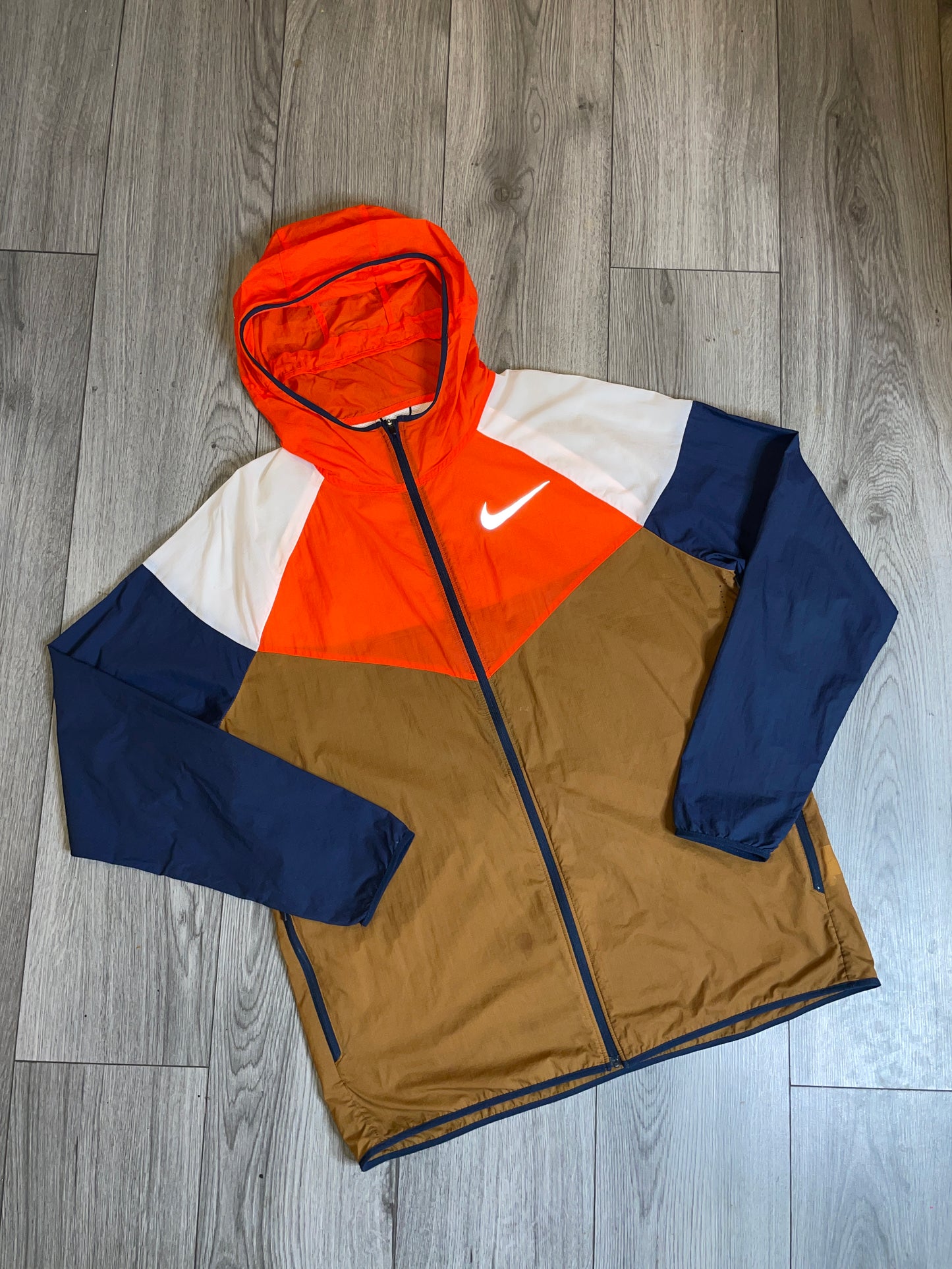 Nike windbreaker