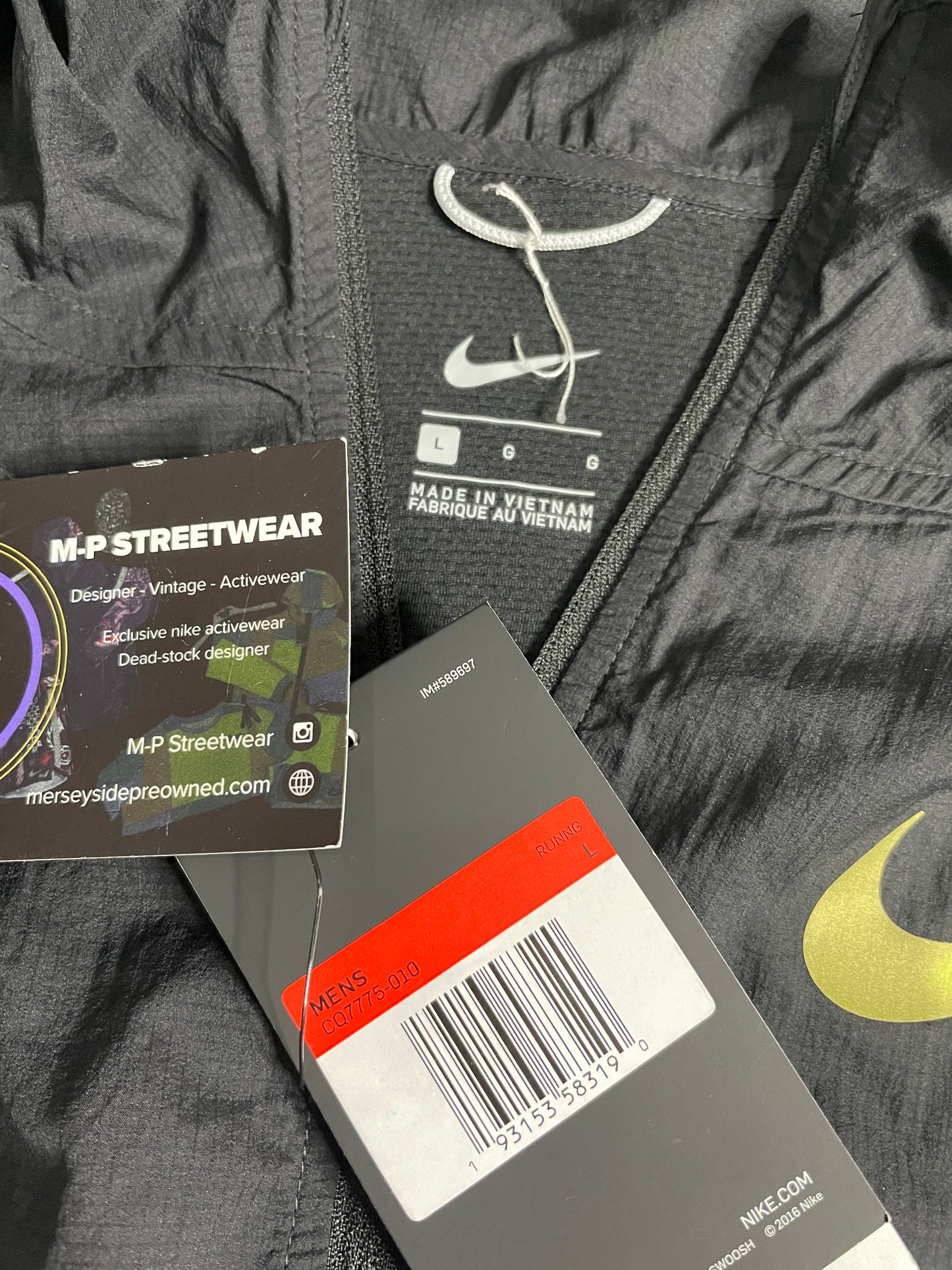 Nike Shanghai Windbreaker