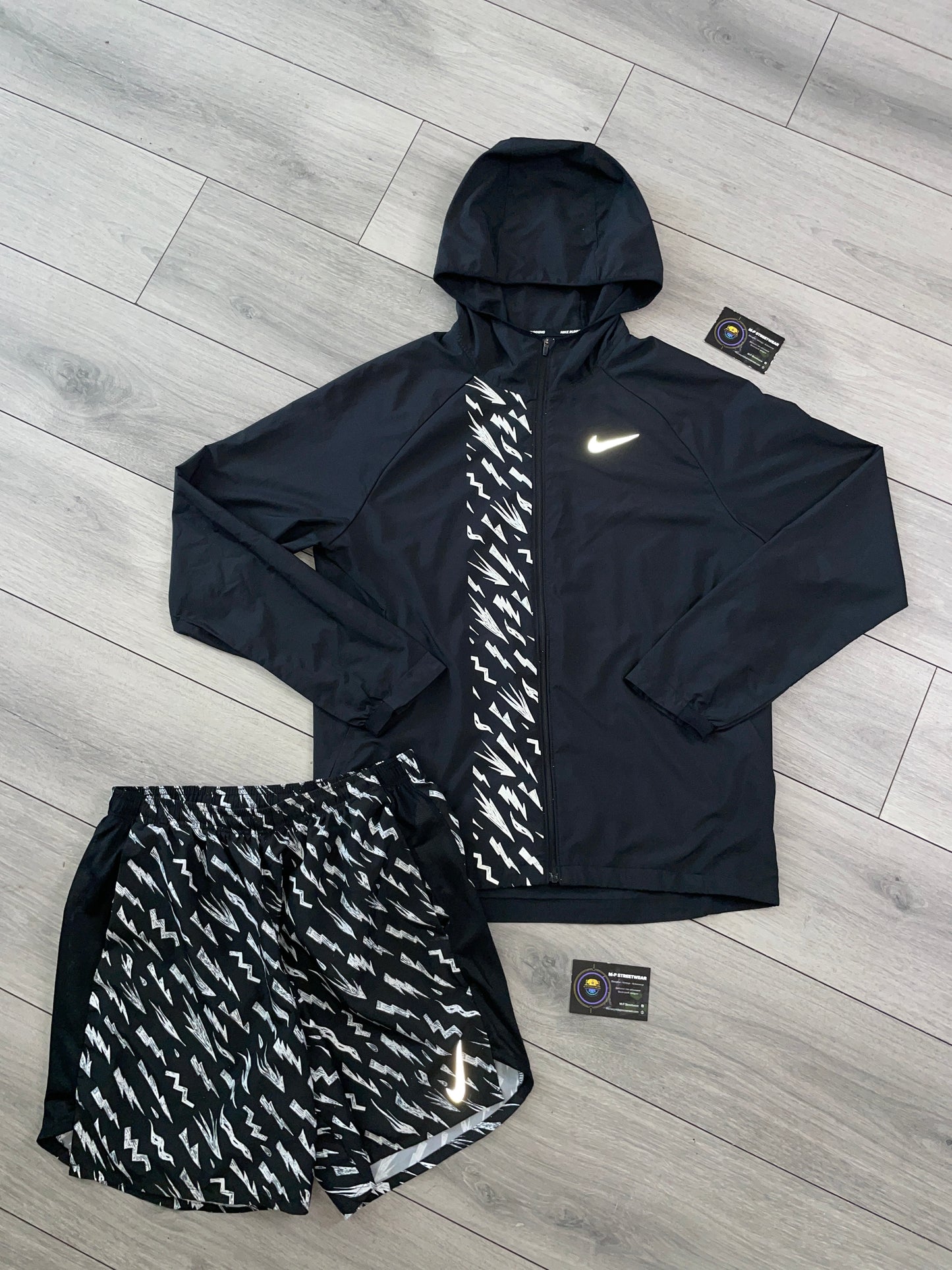 Nike Bolt Set (M)⚡️