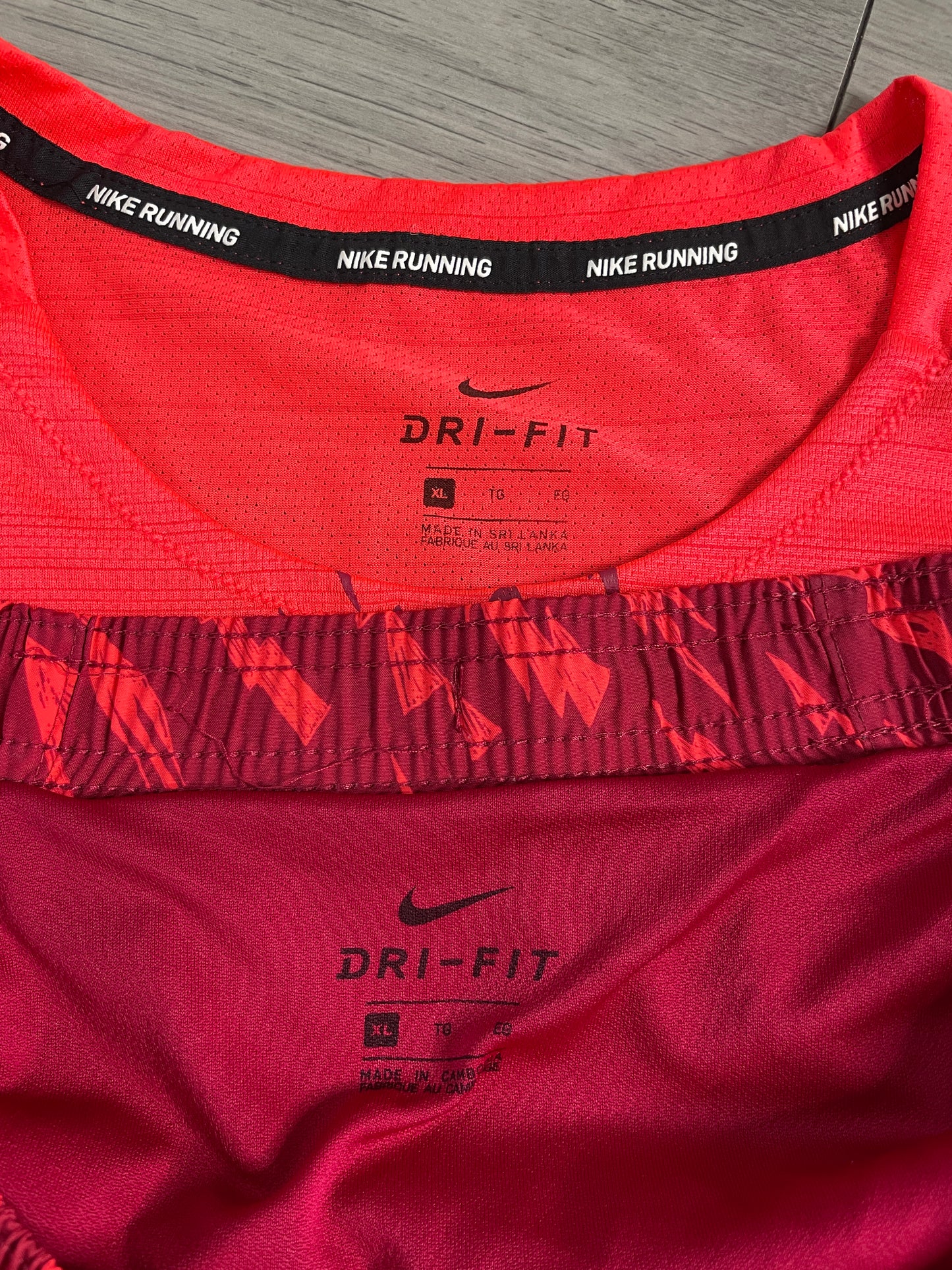Nike Bolt Shorts Set (XL)