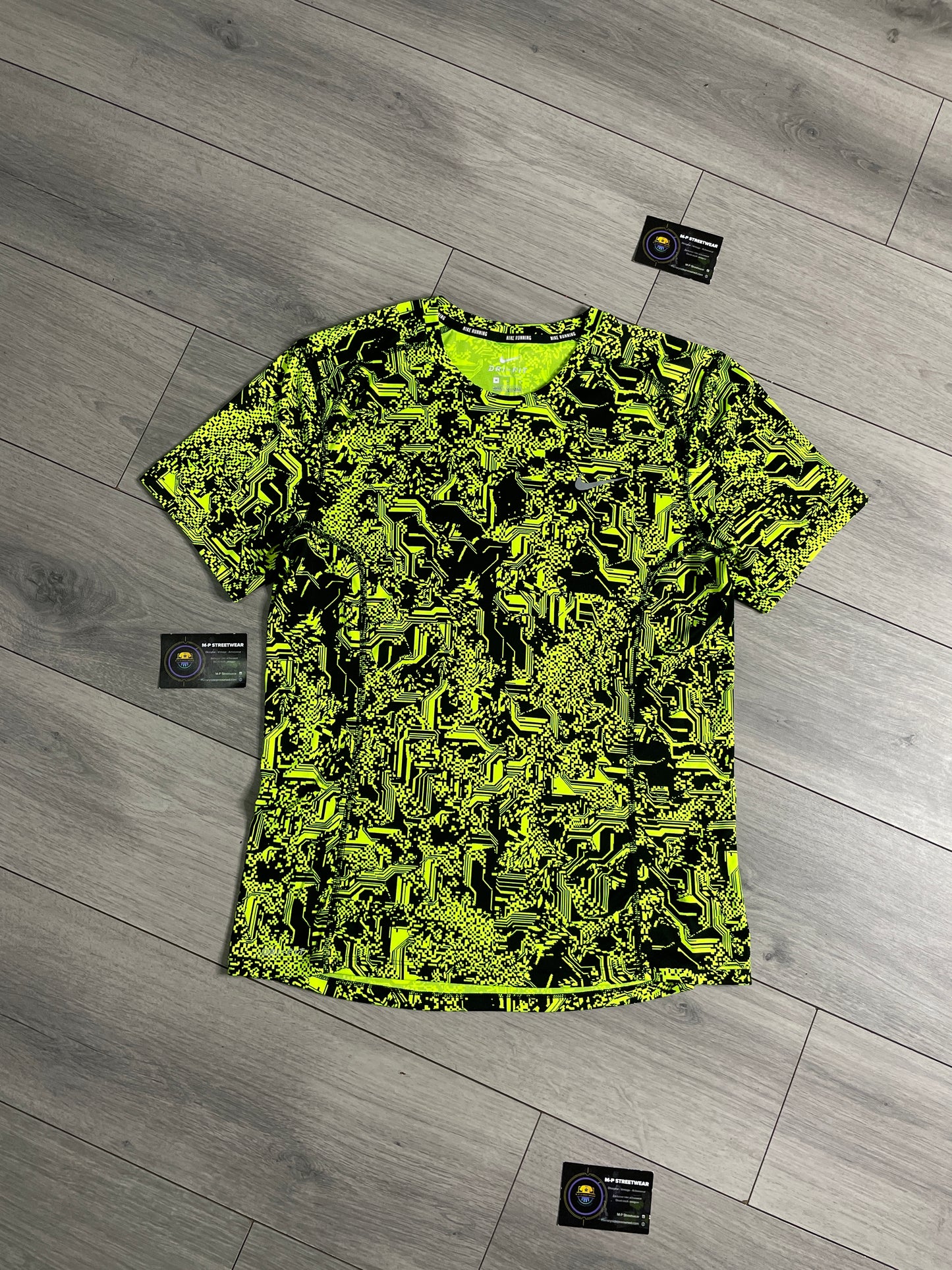 Nike Digital Neon T 👾