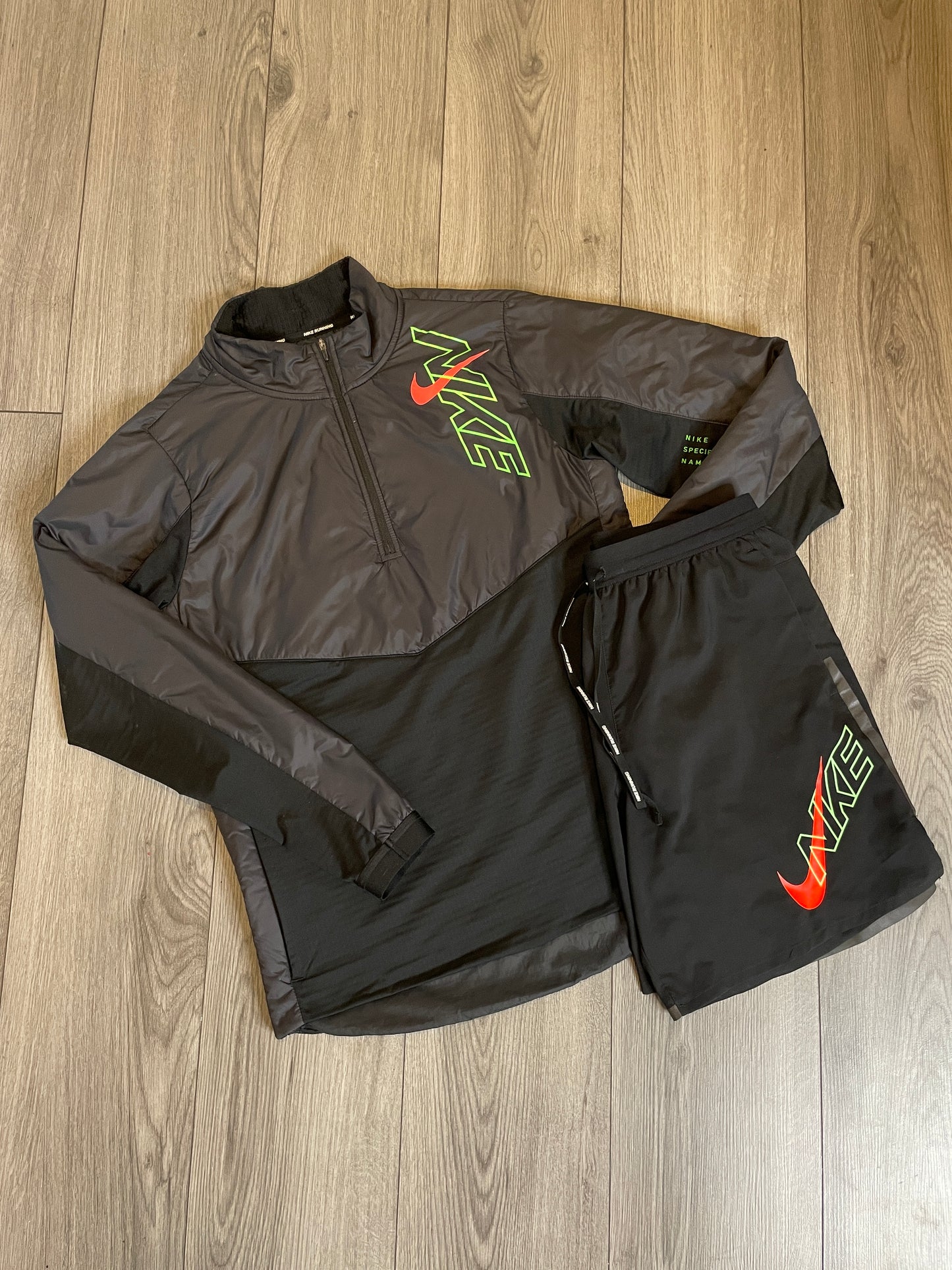 Nike Sports Apparel Set