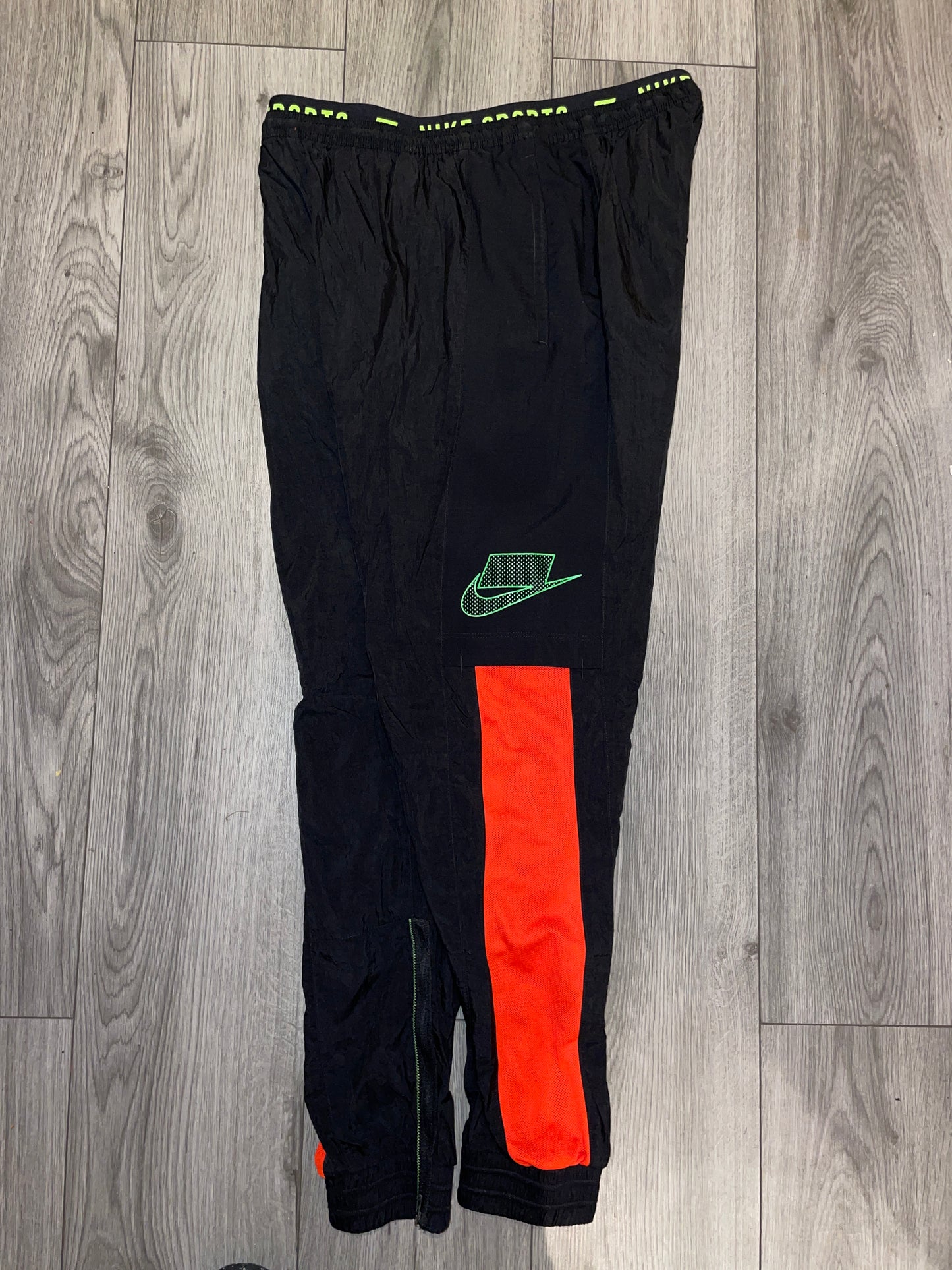 Nike Retro bottoms meekz style