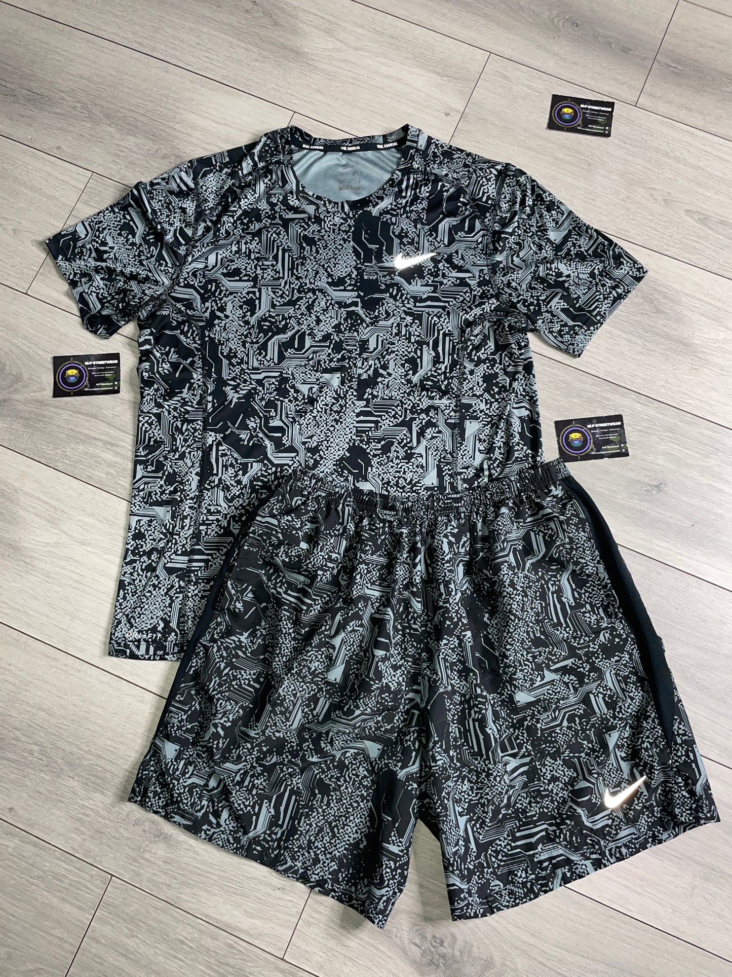 Nike Digital Set 👾