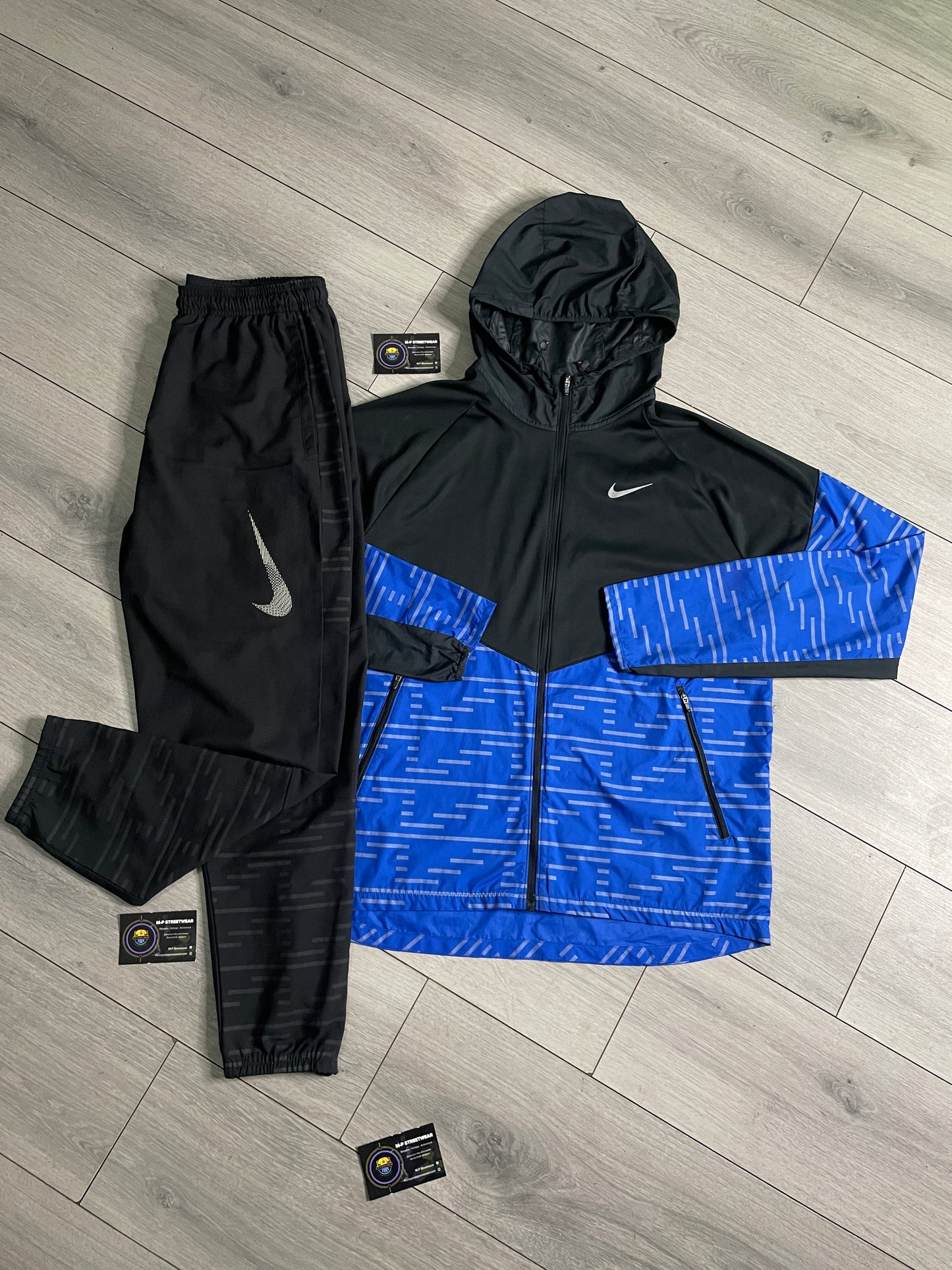 Nike Running Division Set