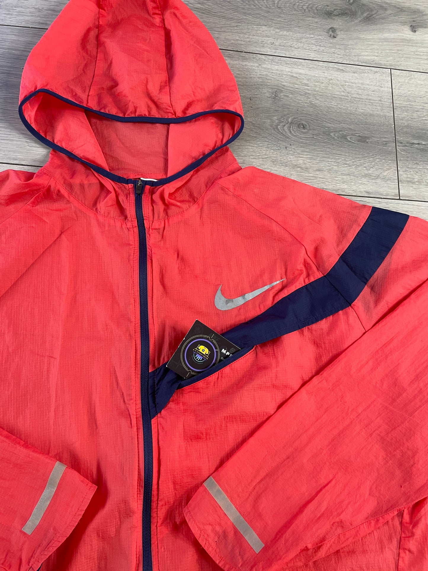 Nike Impossibly Light Windbreaker