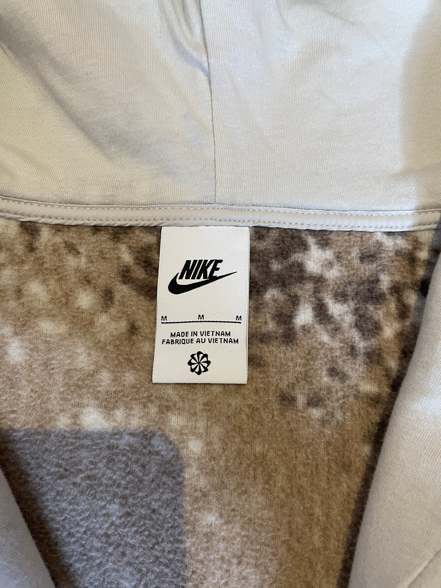 Nike essential 1/2 hoodie