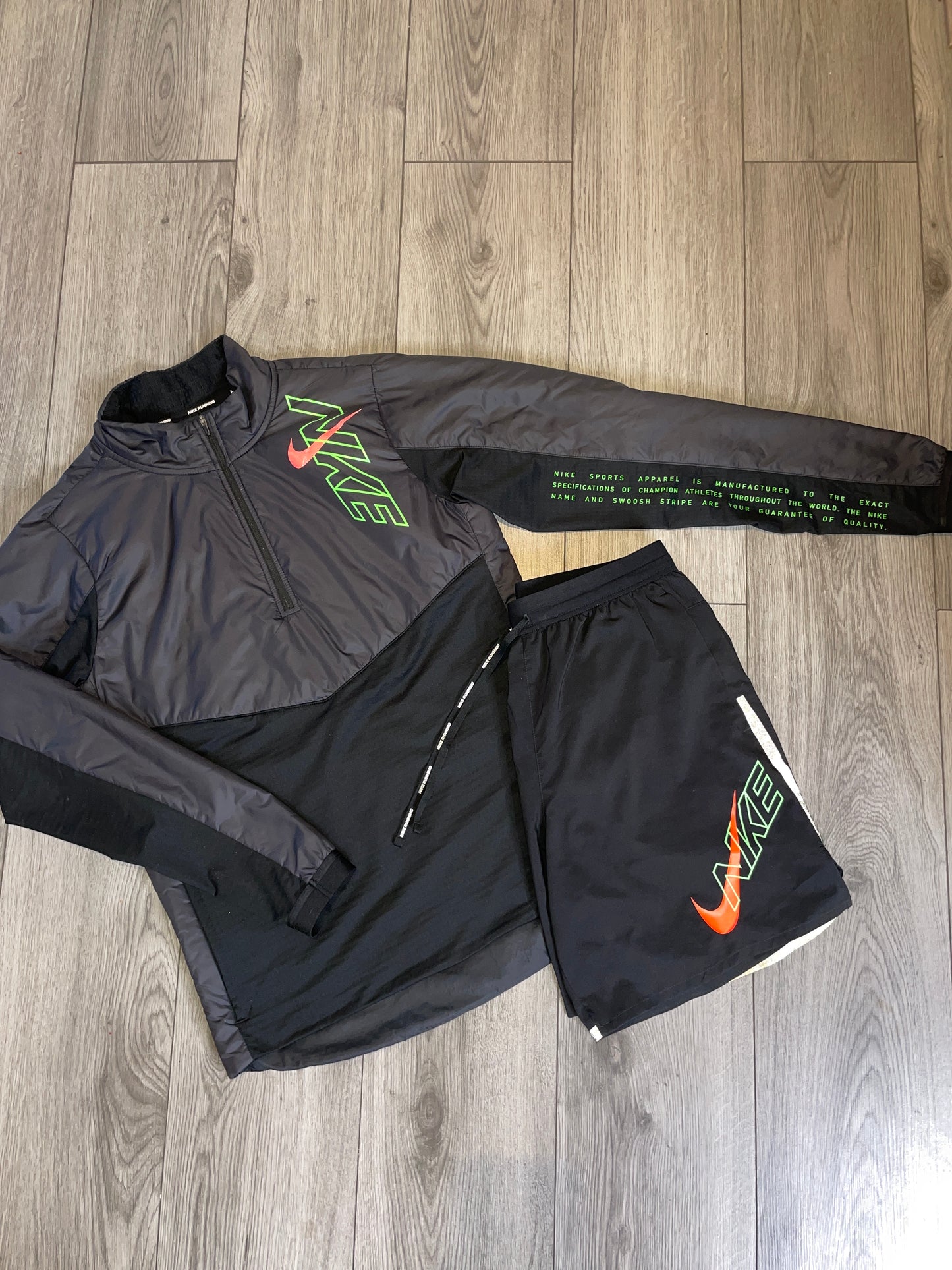 Nike Sports Apparel Set