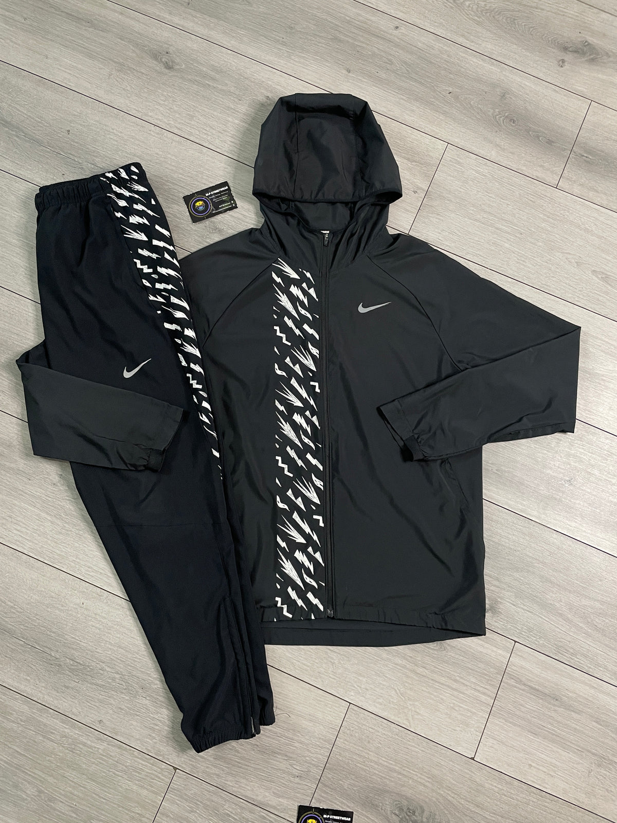 Nike Bolt Tracksuit ⚡️