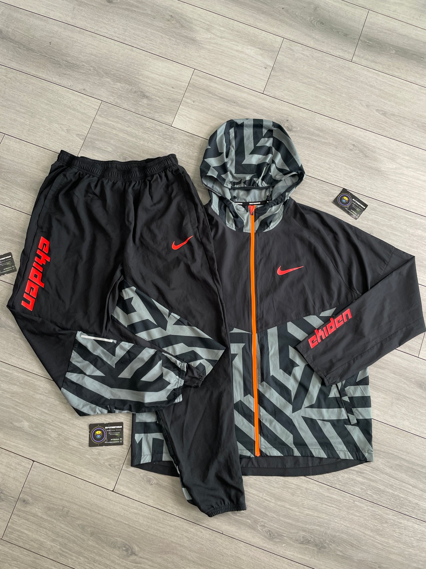 Nike “Ekiden” Tracksuit 🍊 (L)