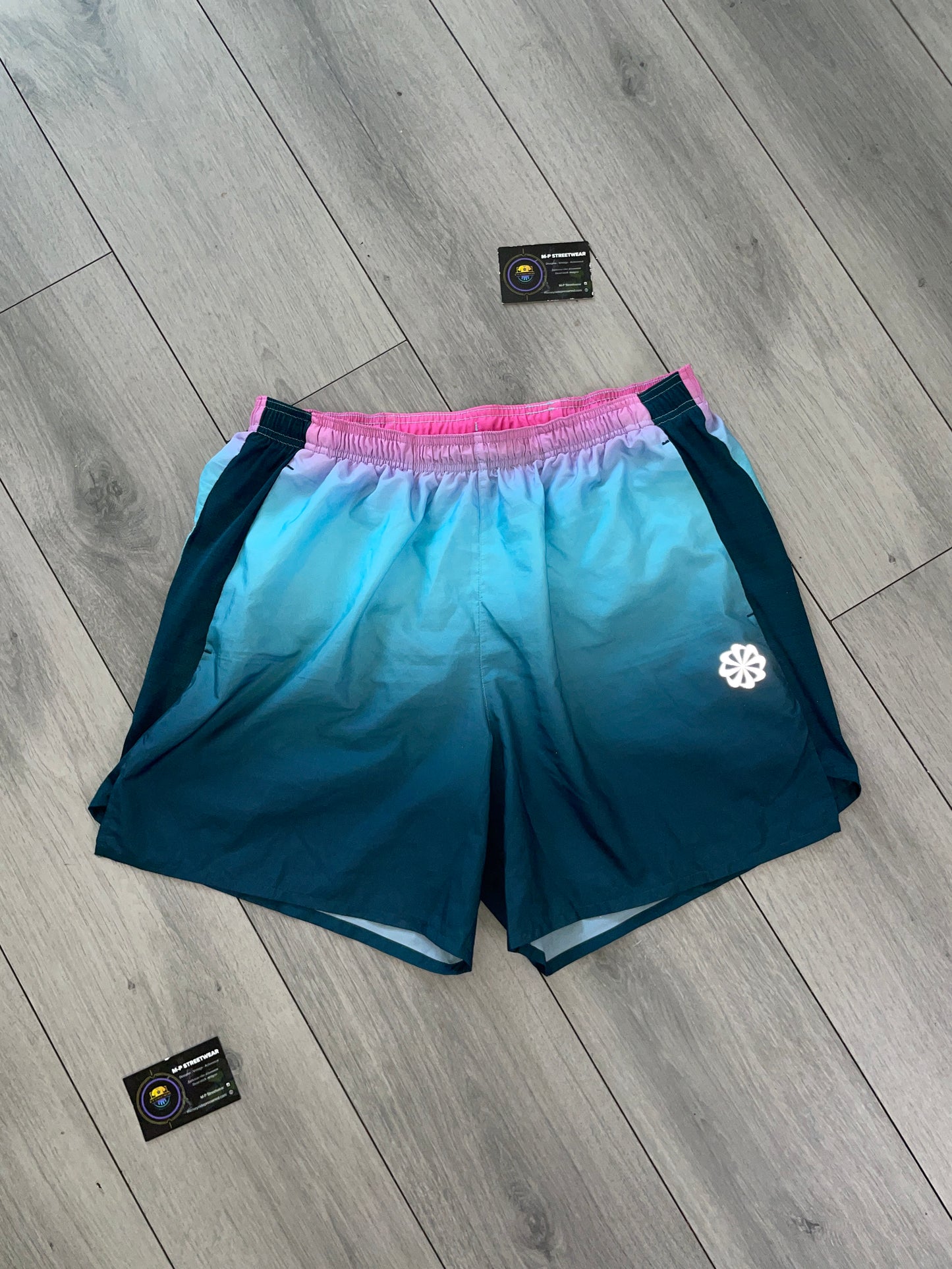 Nike Gradient Shorts (XXL)