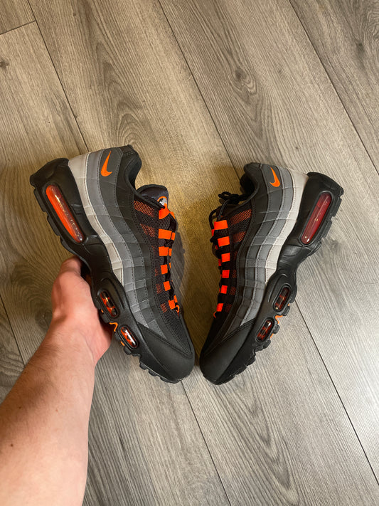 Airmax 95 Hyper Crimson 10UK