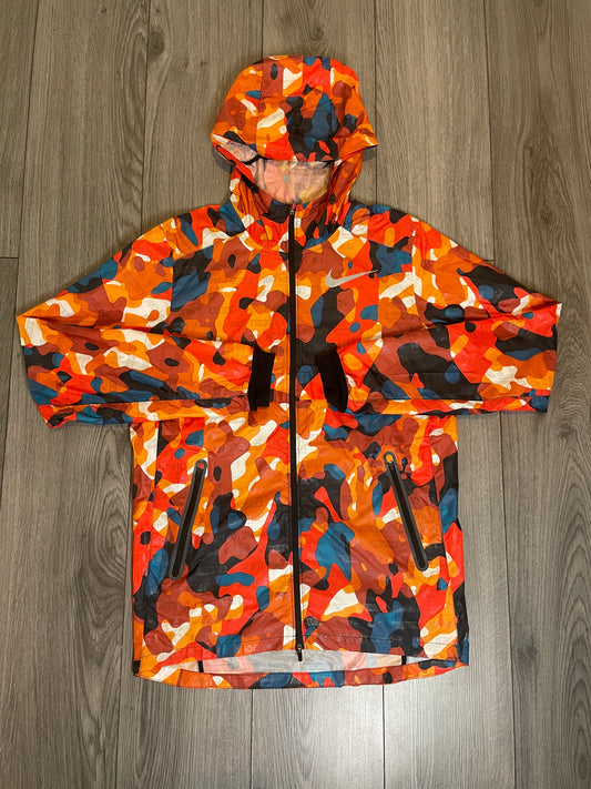 Nike Shield Camo Windbreaker 🍂