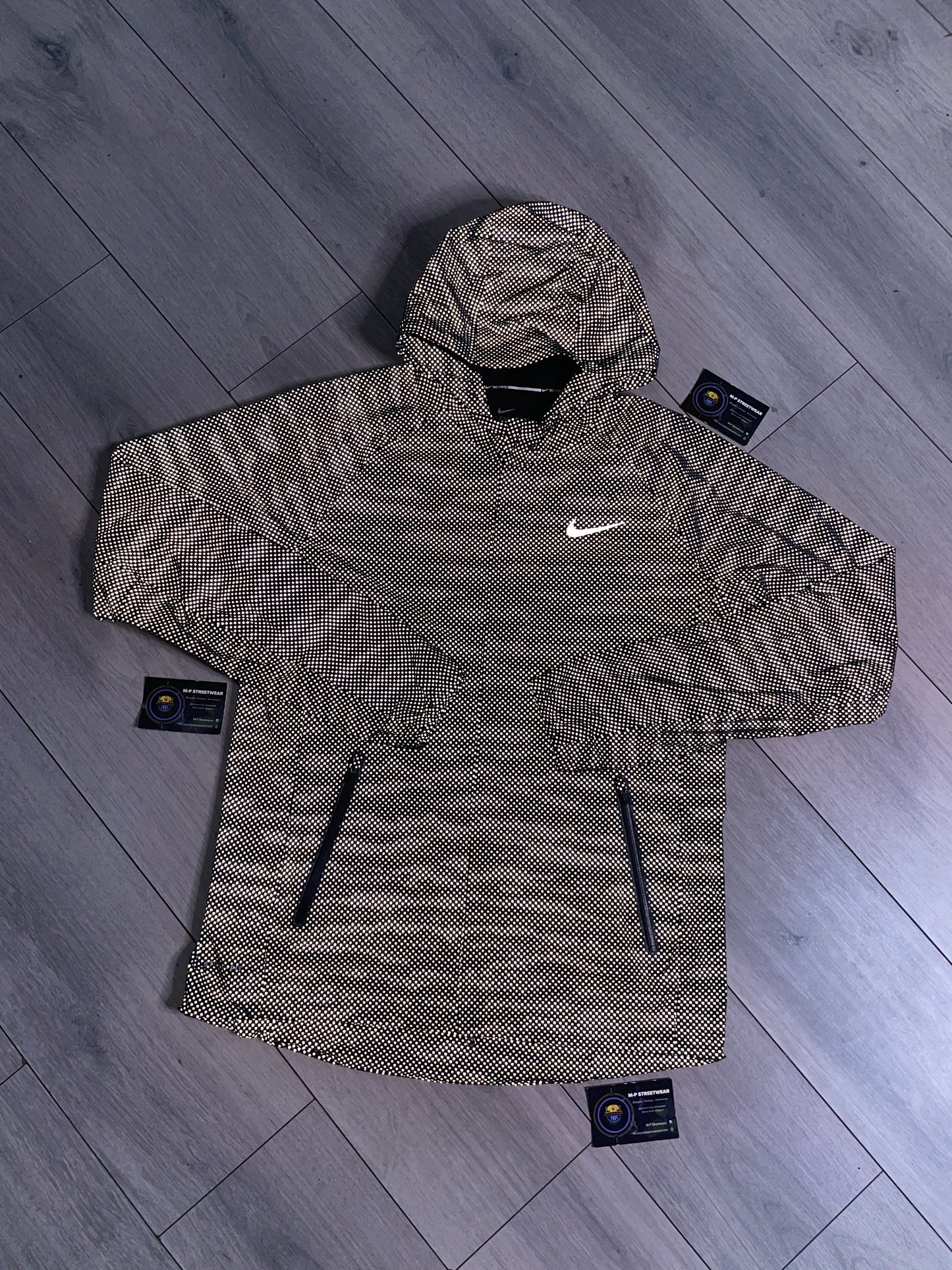 Nike Shield Storm-Fit 3M Flash Jacket
