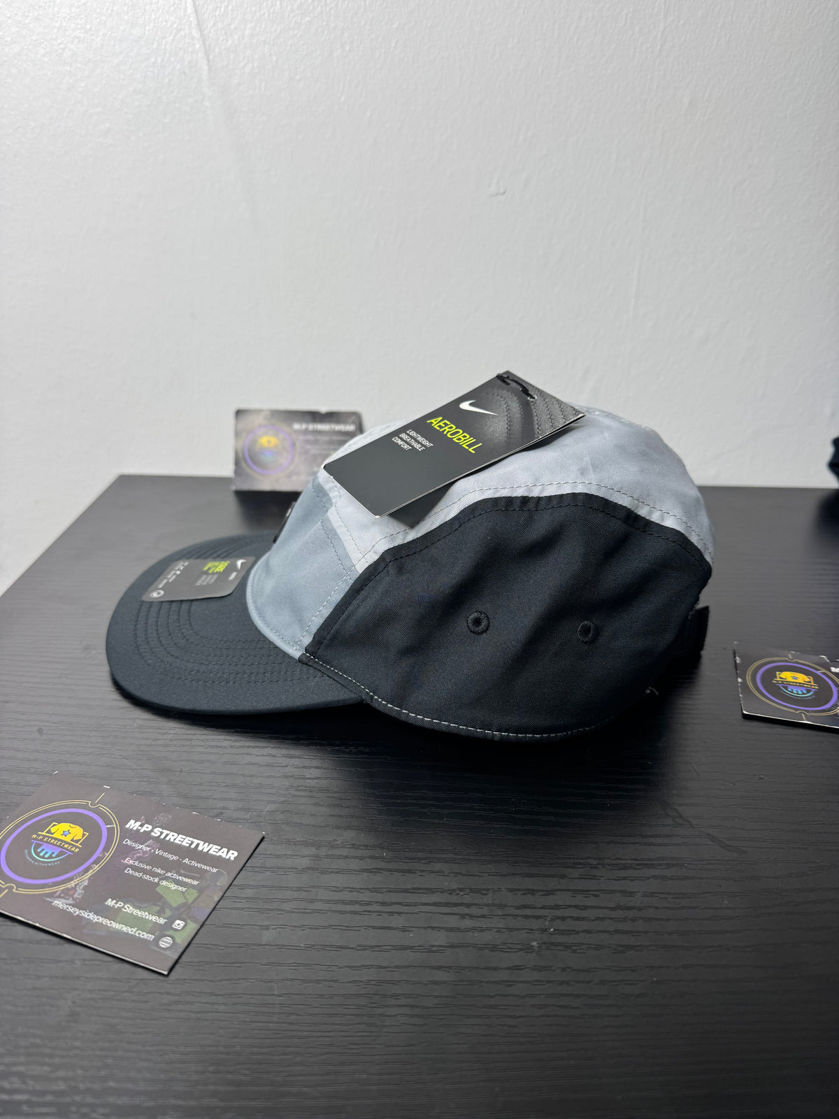 Nike AW84 Panel Neon Cap 🧢