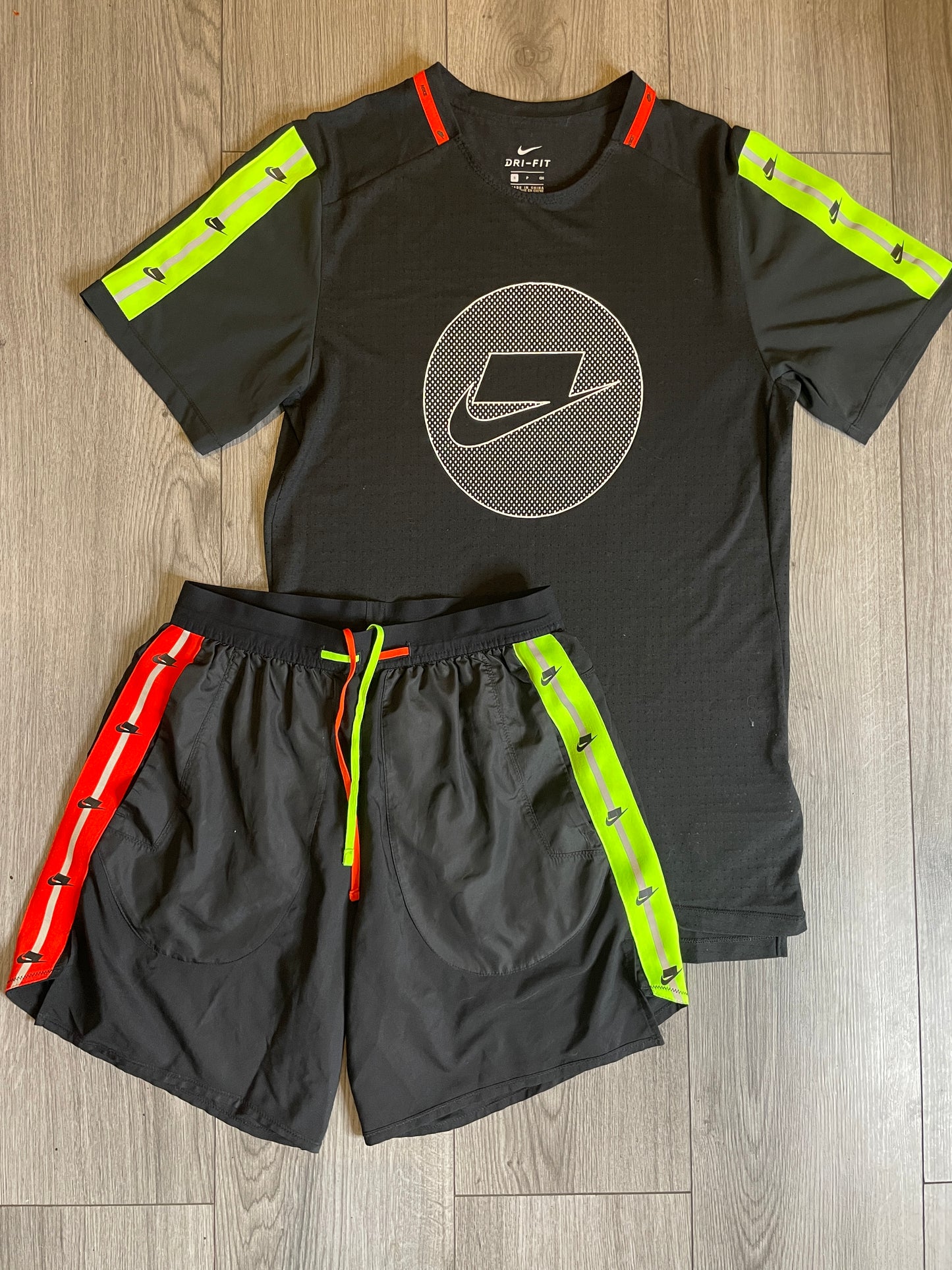 Nike WildRun meekz set small