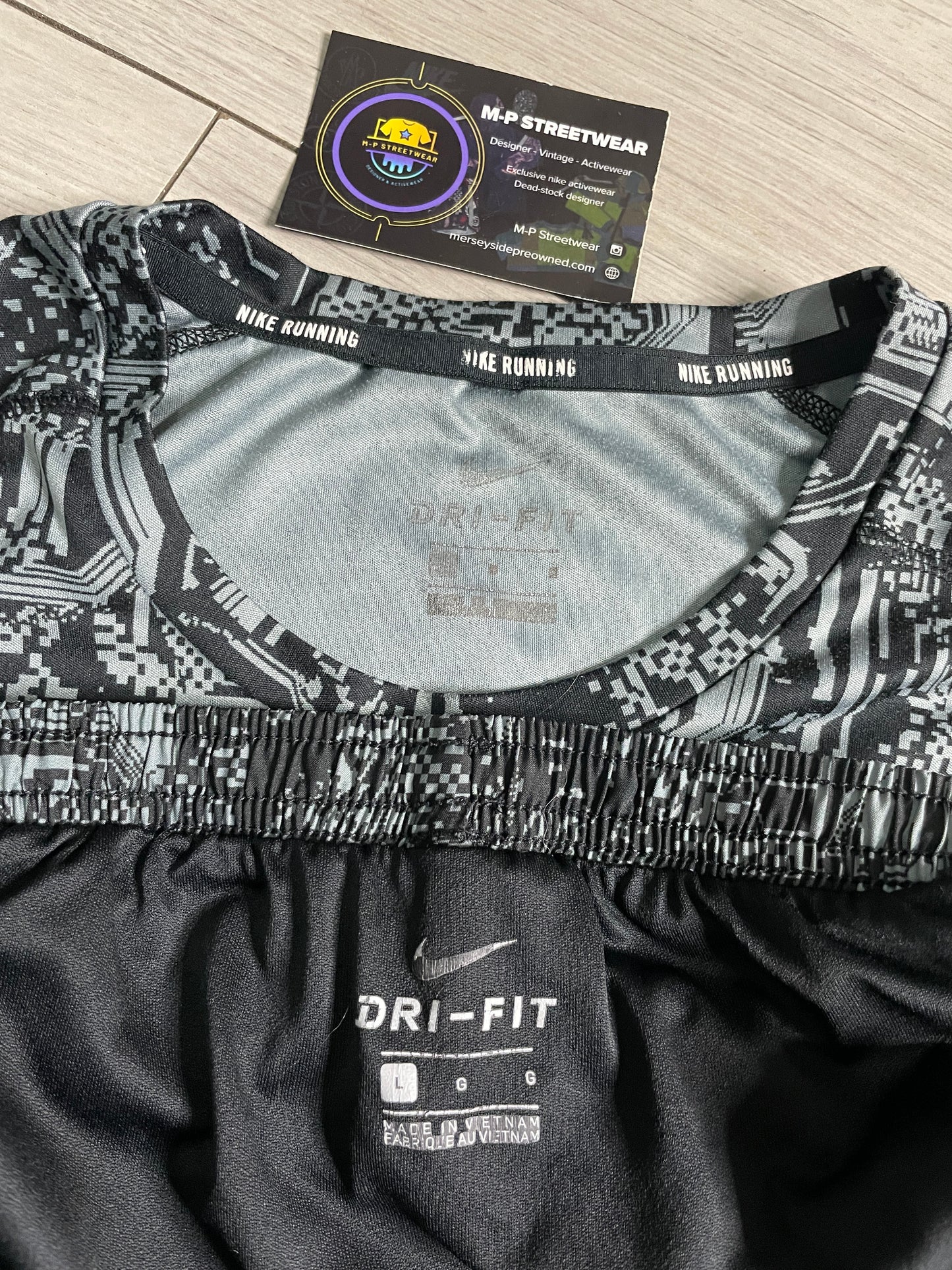 Nike Digital Set 👾