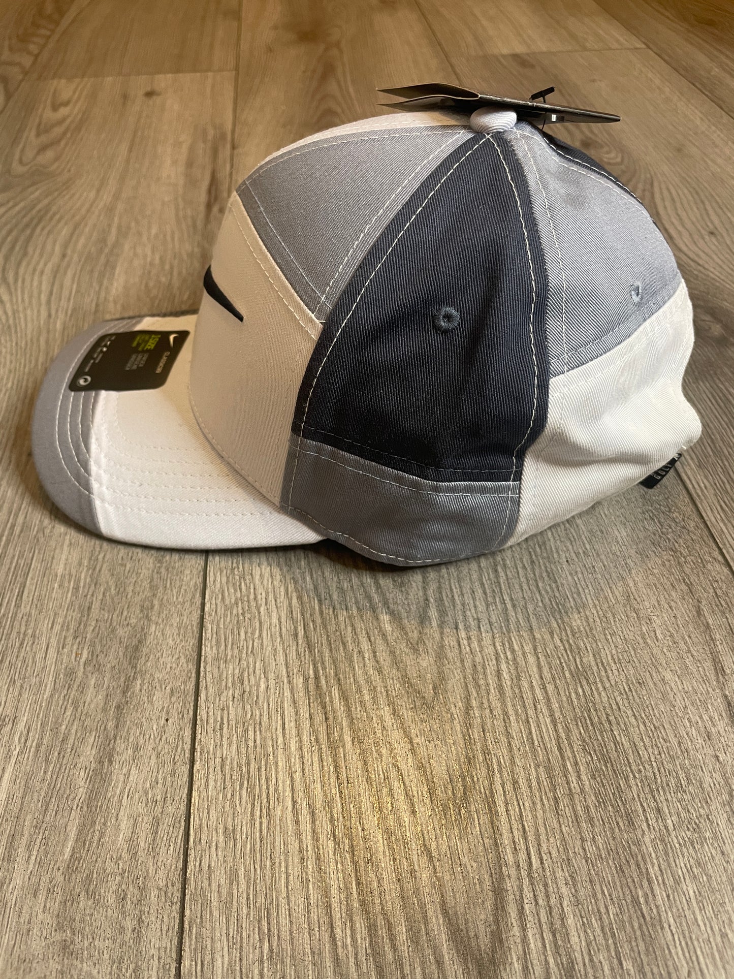 Nike Grey Patchwork cap 🧢