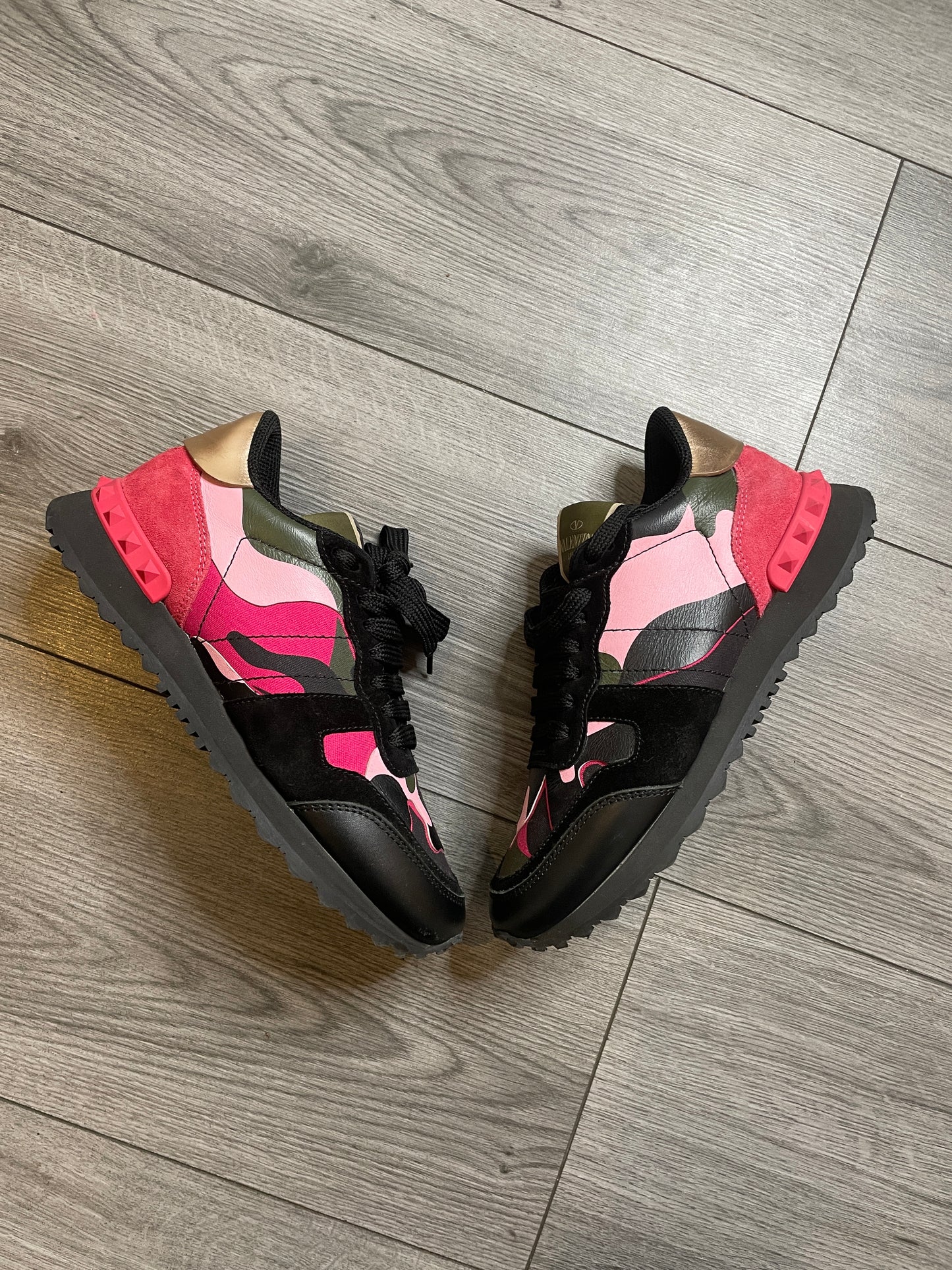 Valentino rockrunners