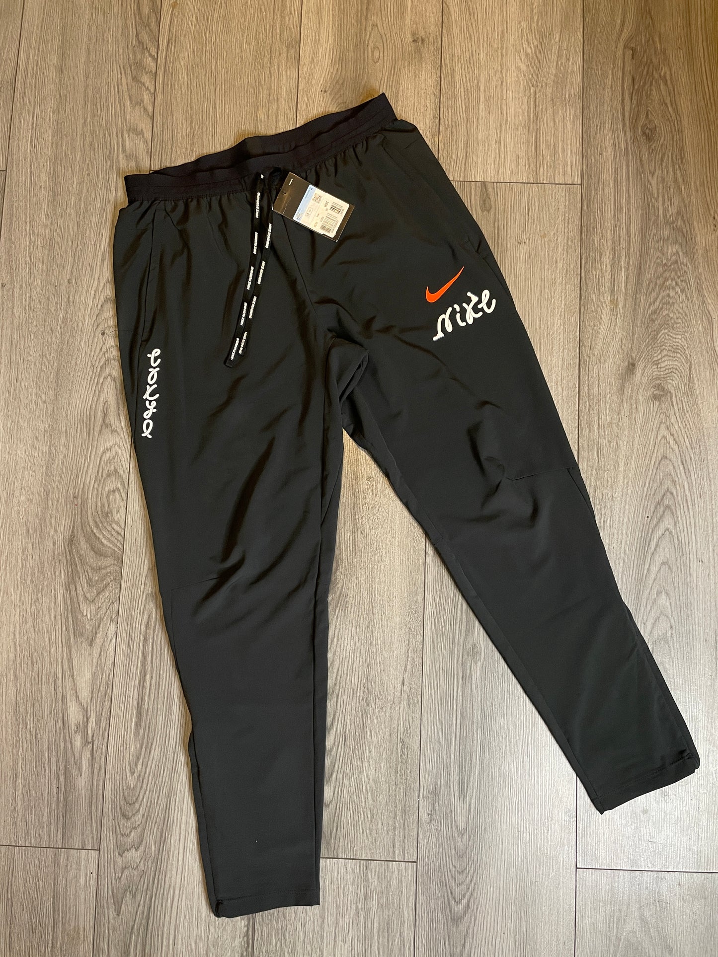 Nike “Tokyo” cartoon set