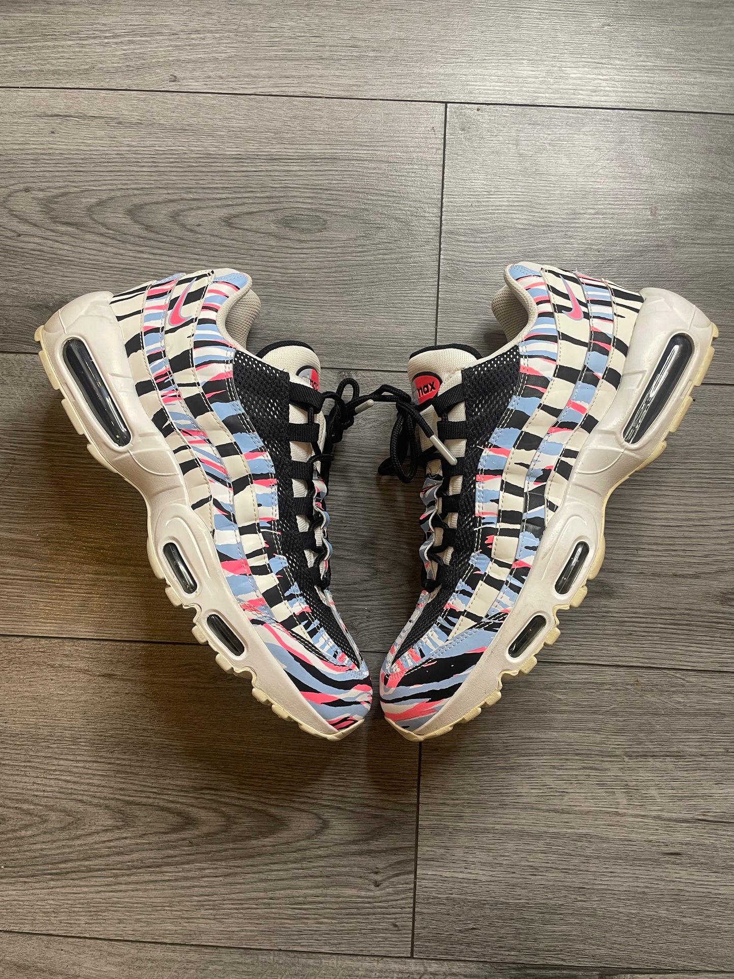 Air Max 95 Korea country pack