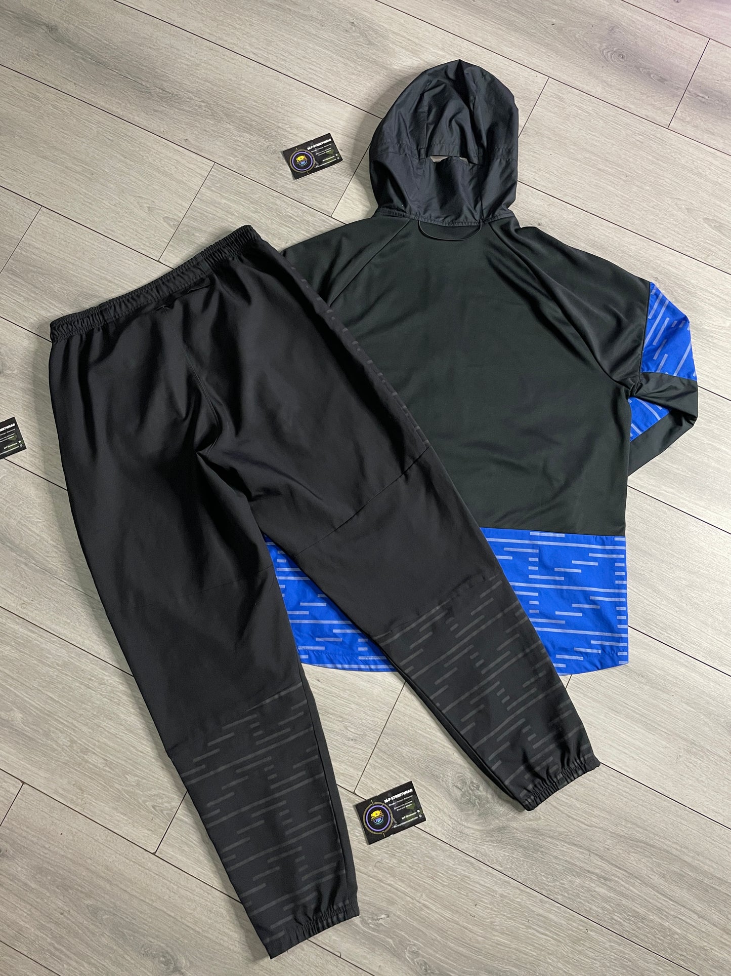 Nike Running Division Set