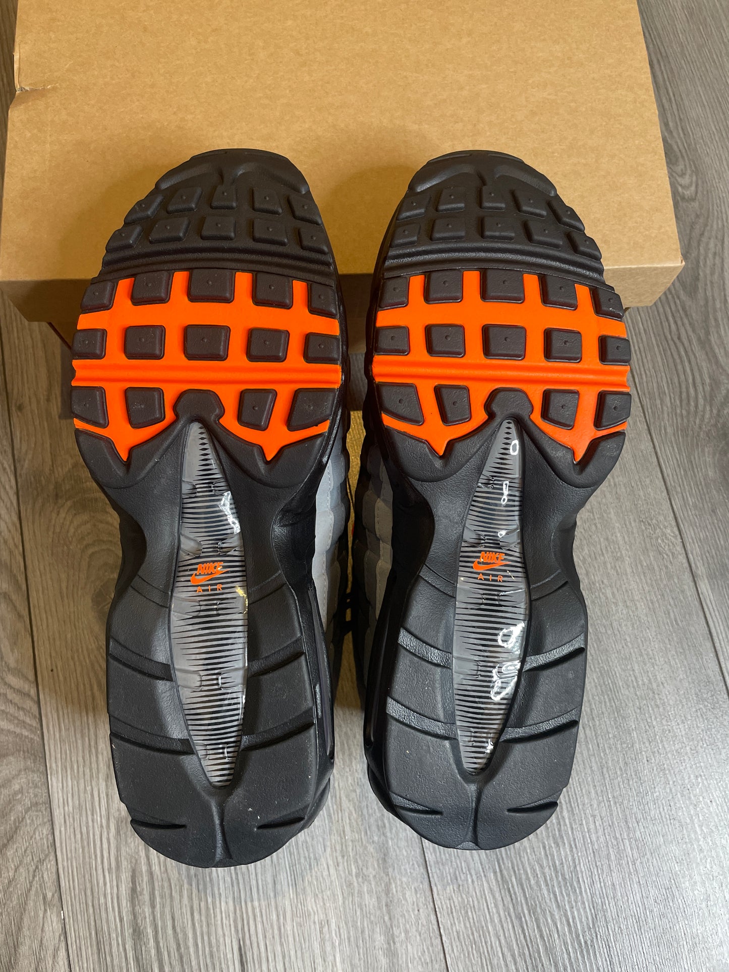 Airmax 95 Hyper Crimson 9.5UK