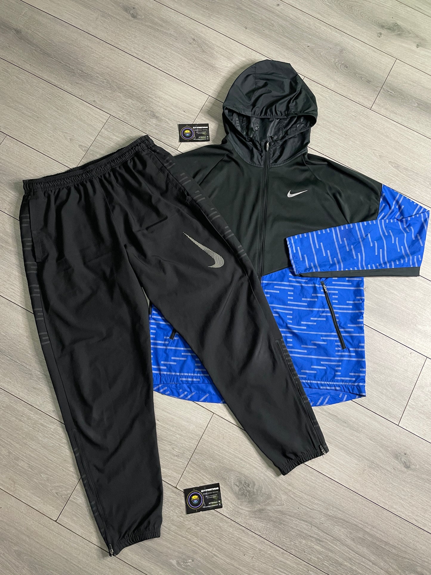 Nike Running Division Set