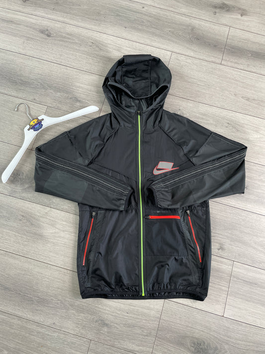 Nike WildRun “Meekz” Windbreaker 🥷