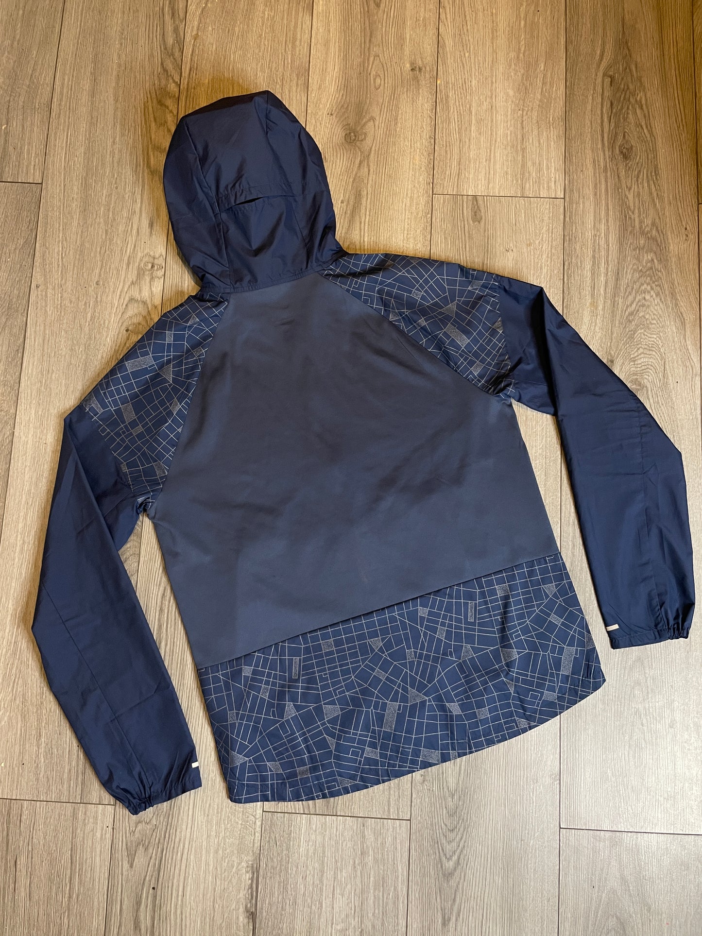 Nike windbreaker web