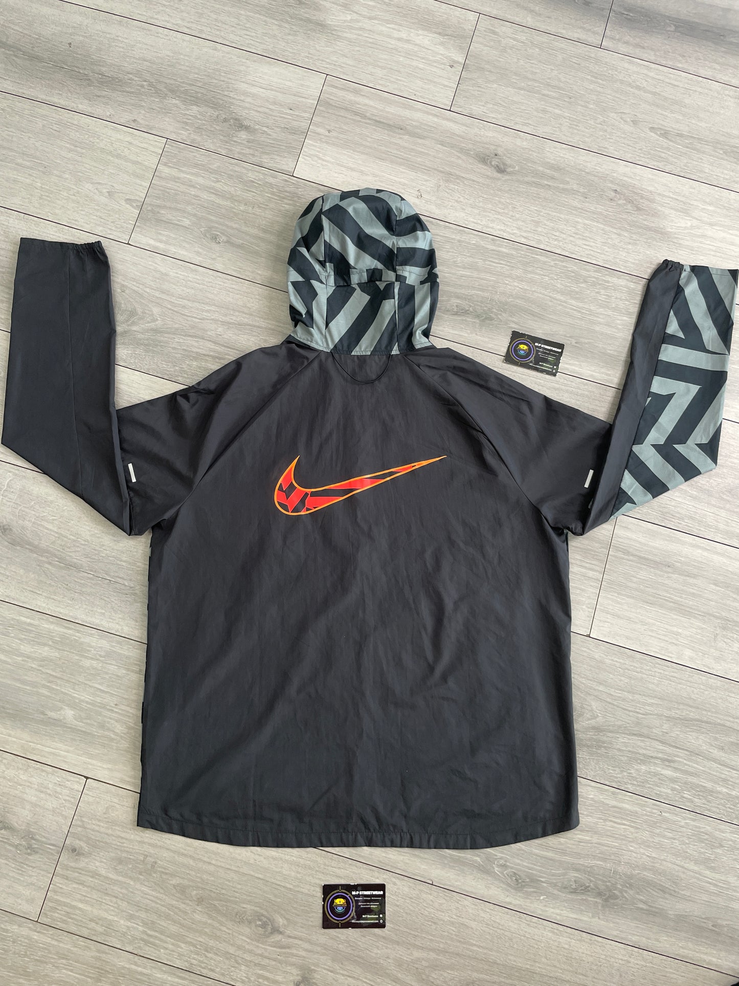 Nike “Ekiden” Tracksuit 🍊 (L)
